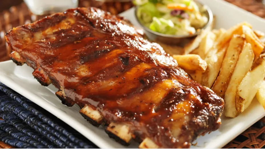 Costillas de cerdo en salsa barbacoa, especialidad de Market d'Lago